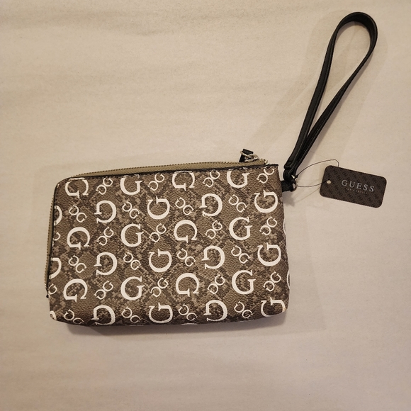Guess Logo Wrisltet in Gray, White, and Black. NWT. - Picture 4 of 14